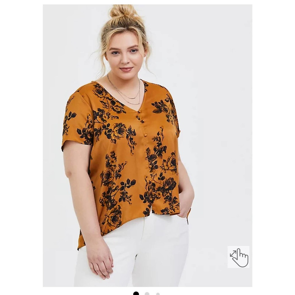 (1/1x/14-16) Torrid Charmeuse Button-up